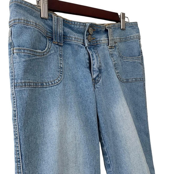Vtg Bongo Y2K Flared Low Rise Jeans Size 7 Women’s Blue Medium Wash Festival - Picture 5 of 16
